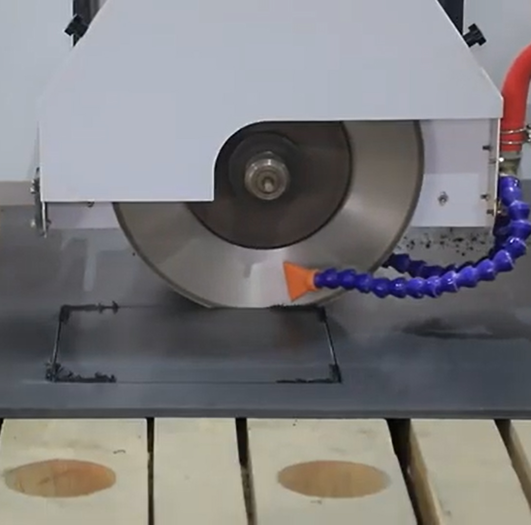 Intelligent Five Axis Bridge Cutting Machine